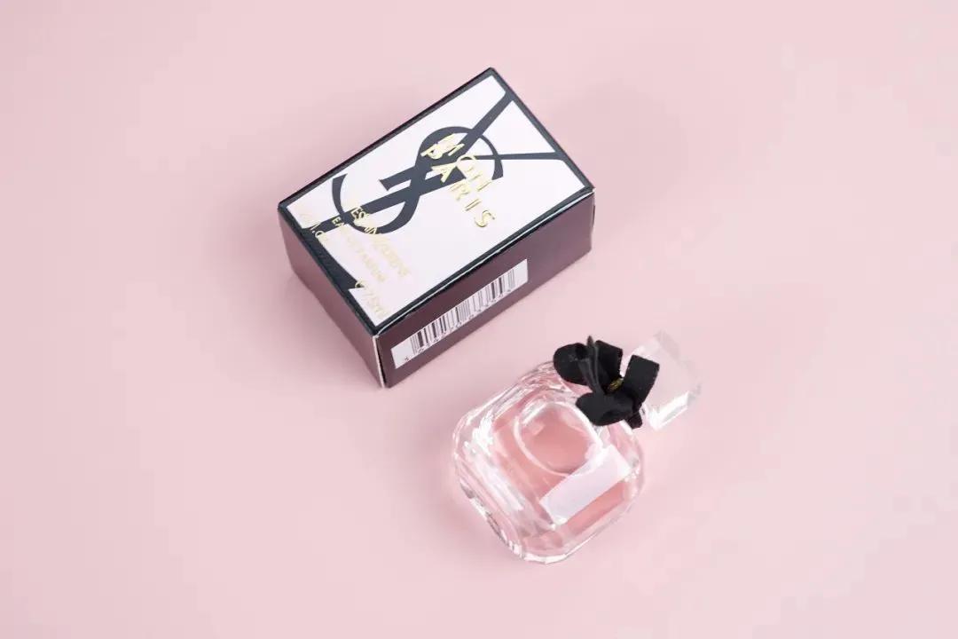 喜欢ysl黑鸦片香水的女生,ysl哪个香水适合女生