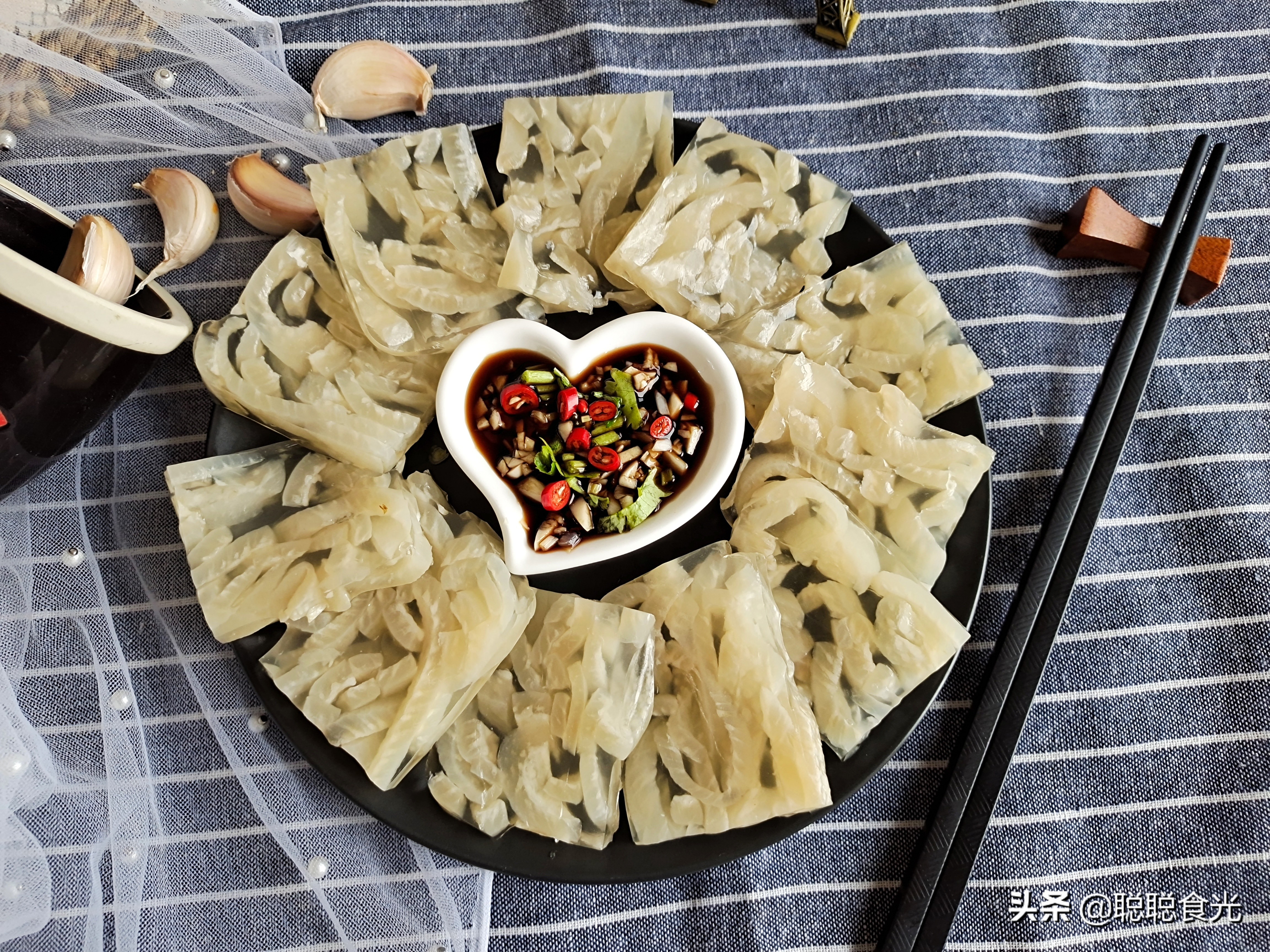 皮冻怎样才能熬制透亮,熬皮冻怎么让肉皮不沉底