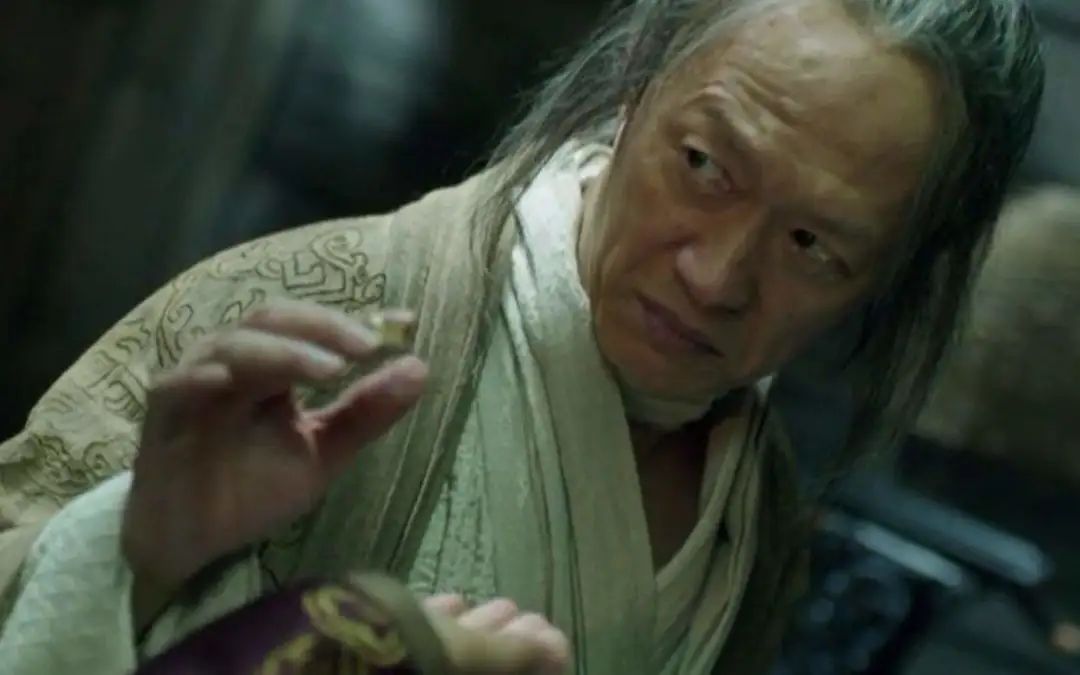 明末大太监魏忠贤真实身份,魏忠贤从草根太监混到九千岁