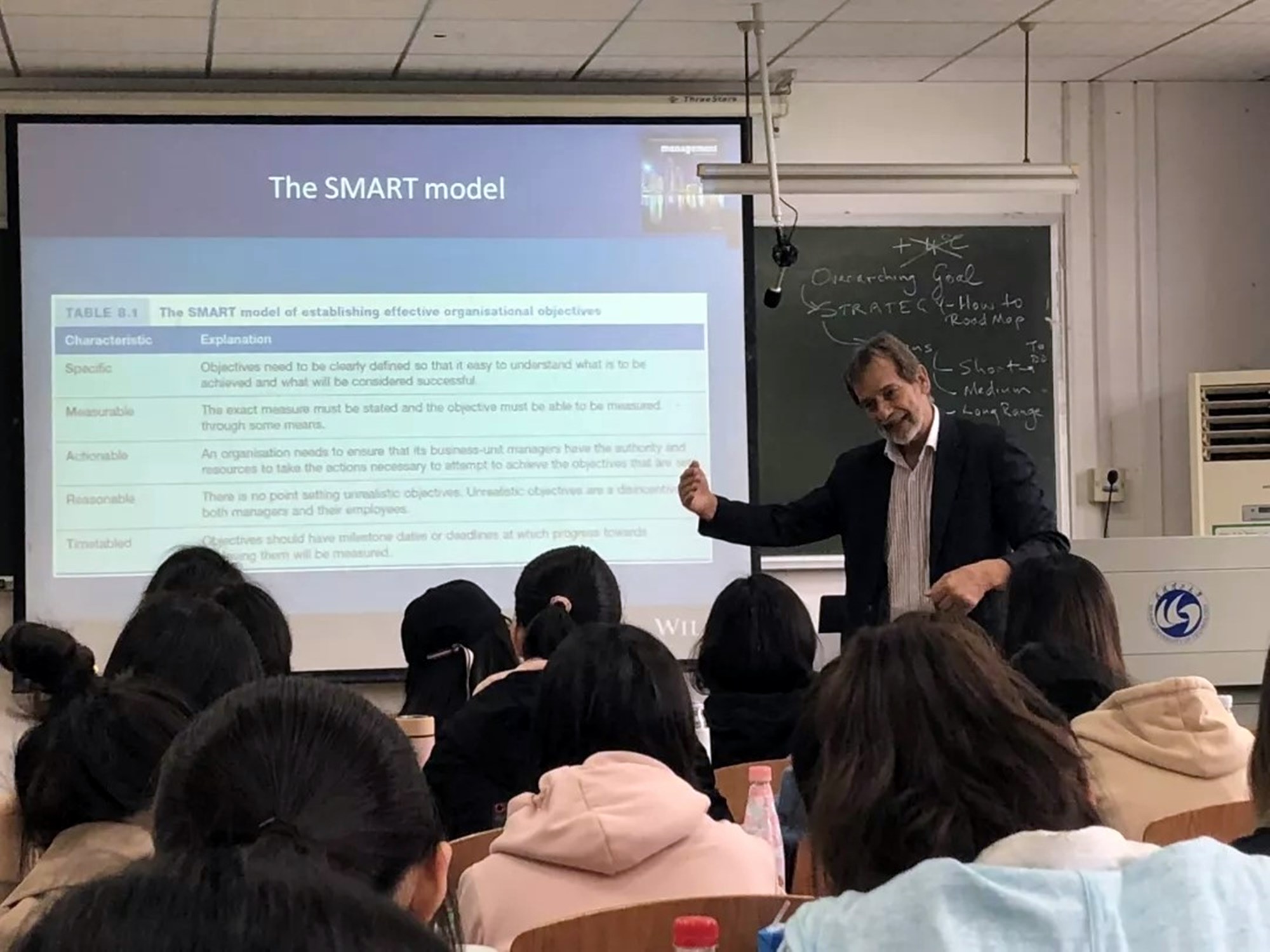 人工智能专业工资排名,人工智能大学专业薪酬