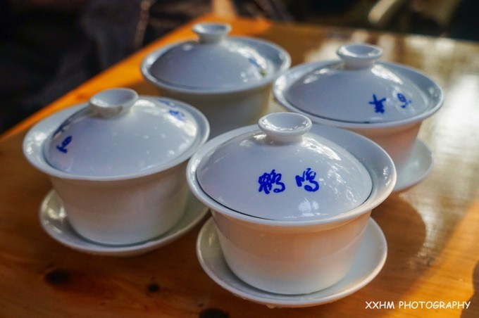 成都本地人去的最好吃的美食,中国姑娘吃成都美食