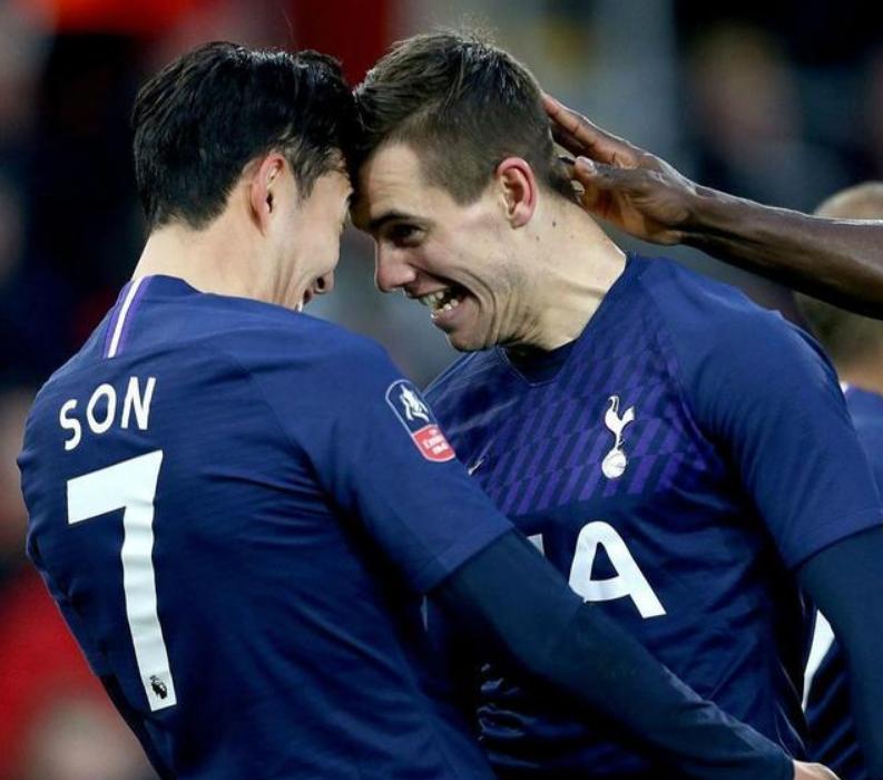 埃里克森的接班人，拥有黄金左脚的球场精灵，洛塞尔索征服热刺