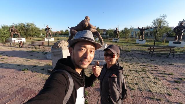 穷游夫妻开着中国车环游骑行记,10万元挑战自驾环游中国边境线