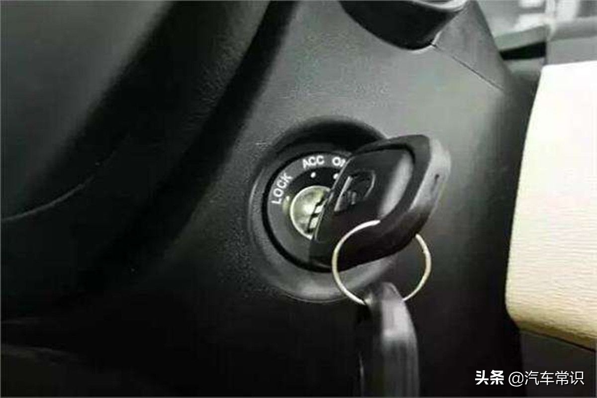 汽车方向盘异响的原因是什么,汽车踩刹车有异响是什么原因