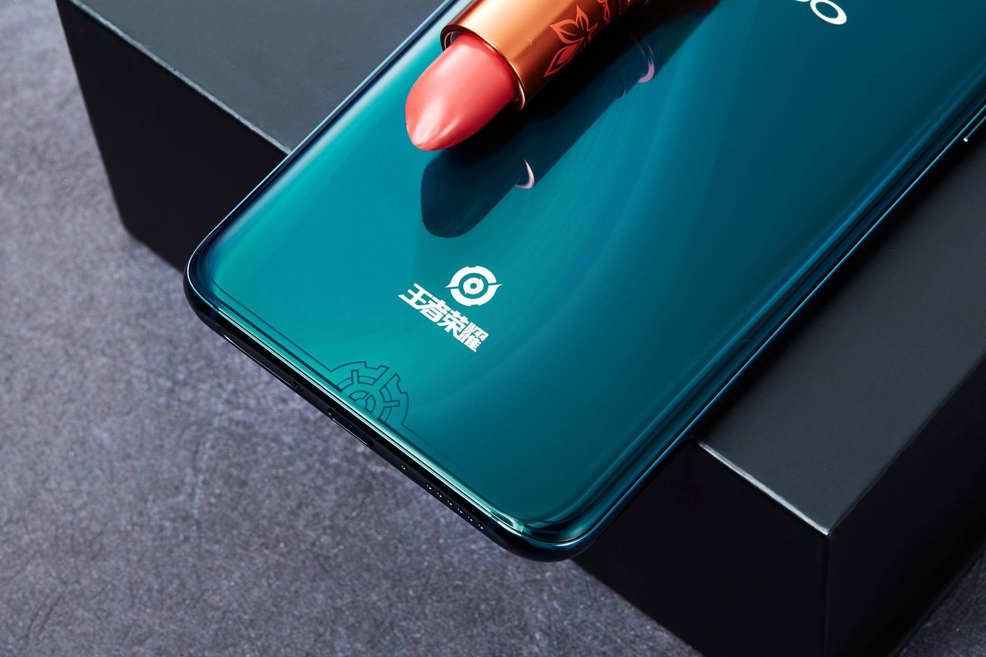 情人节还不知道送什么礼物吗 (情人节应该送什么礼物给自己呢)