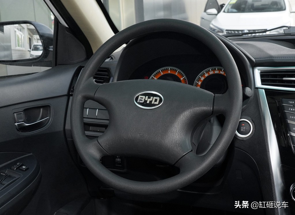 目前最便宜的新能源小车比亚迪f3,最新款比亚迪f3油耗测试