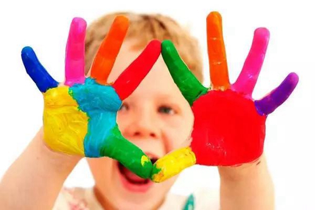 孩子喜欢的颜色代表他们是啥性格,孩子喜欢的颜色代表他们的性格