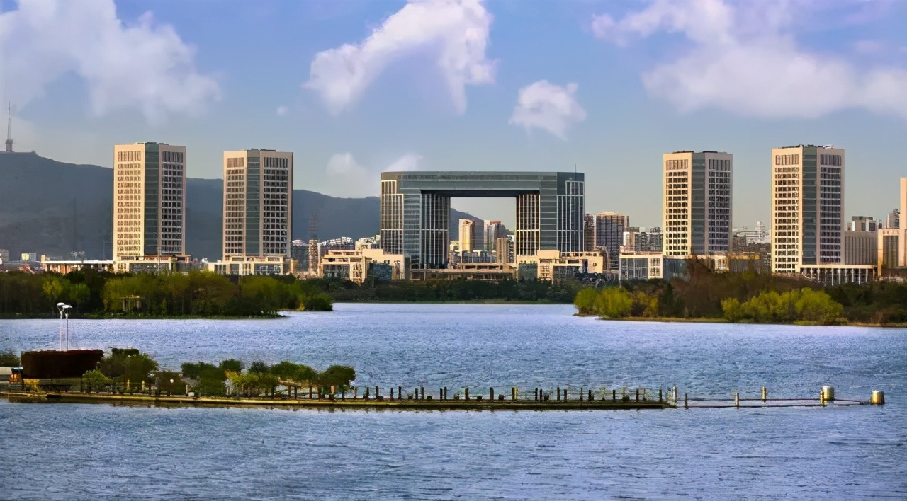 楼市博弈,无锡山水城和渔港