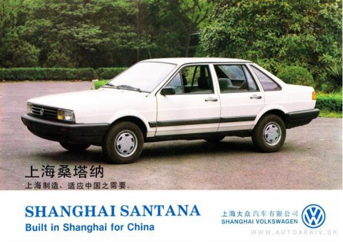 《头文字D》们的不留神,埋下「汽车观」里的“中二魂”