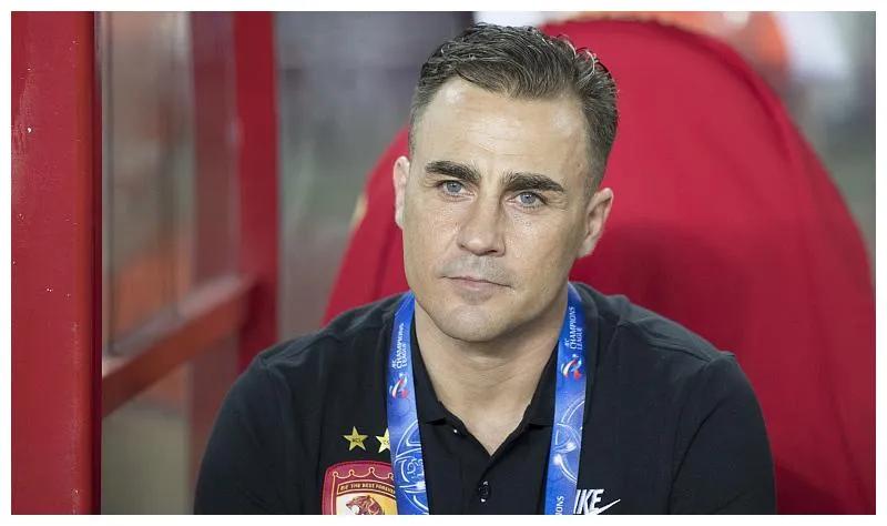 挡不住的坍塌迹象，恒大极有可能下半程放弃参赛，离开中国足球