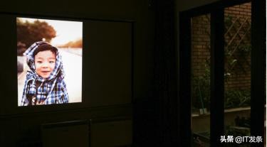 借助投影仪拍摄vlog,vlog好用的投影仪