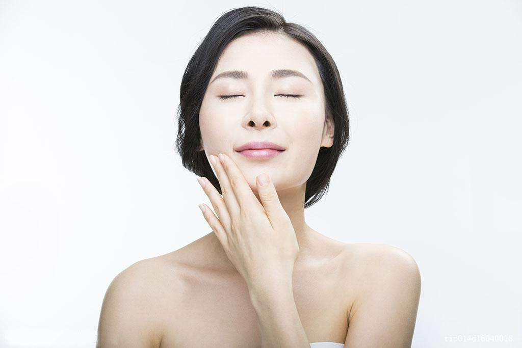 肌底液的正确用法步骤,肌底液用在哪一步有什么效果