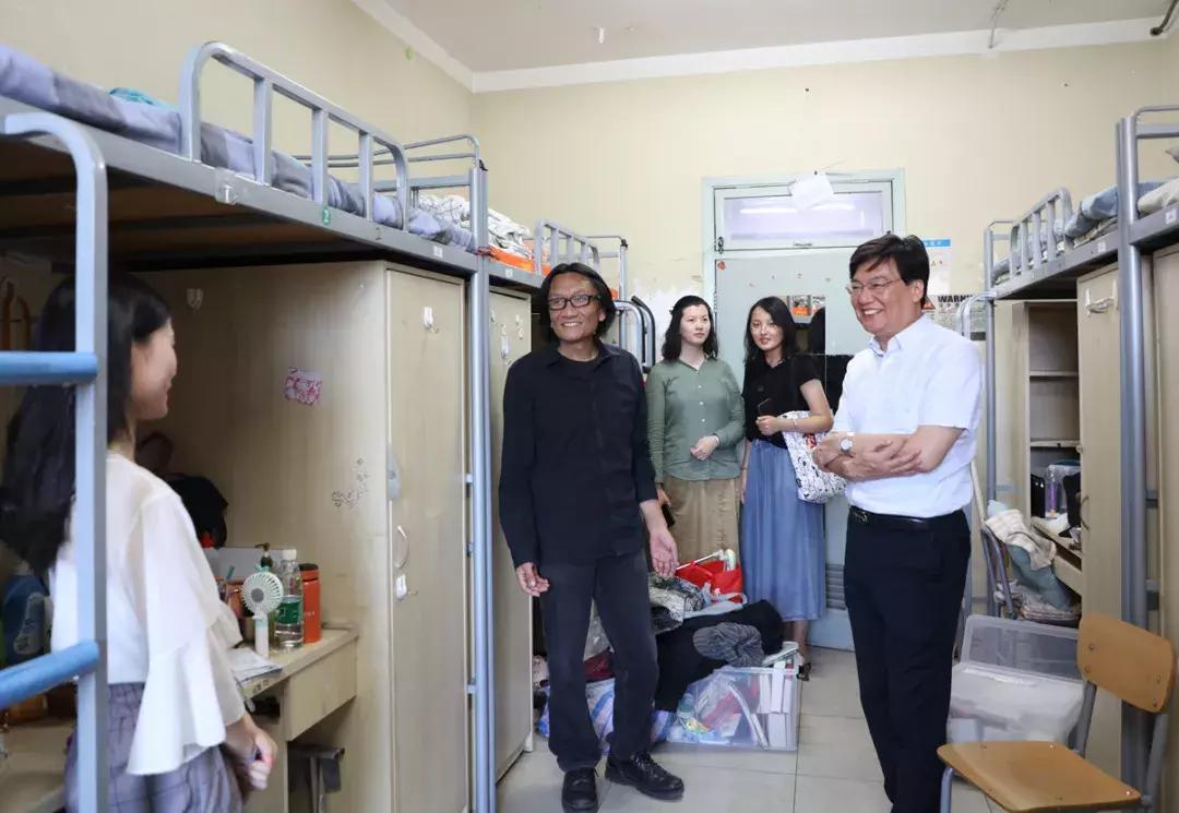 中央美术学院新生报到,中央美术学院2023新生典礼