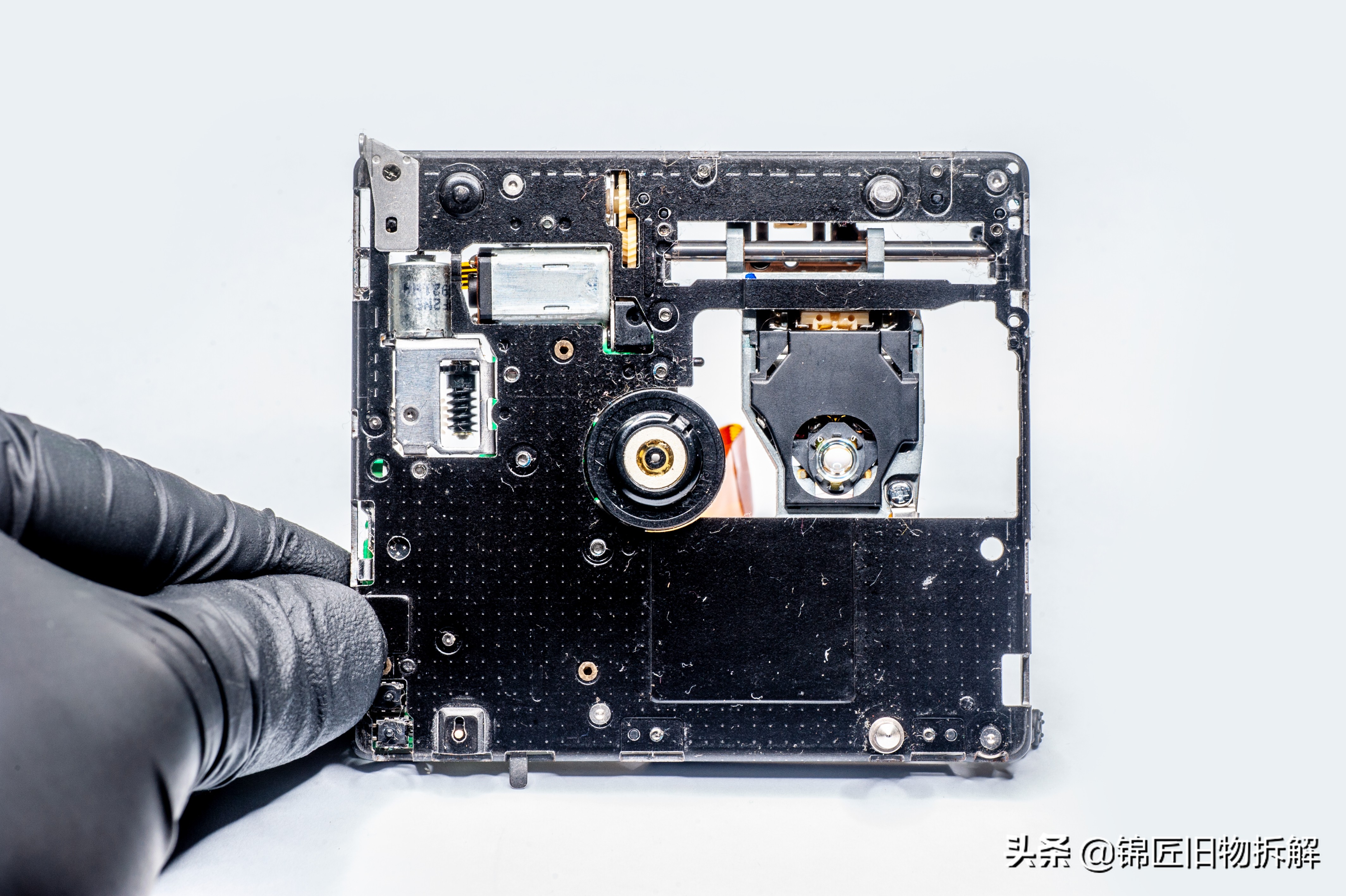 索尼md-rh1随身听拆解,索尼mdr-100abn拆解