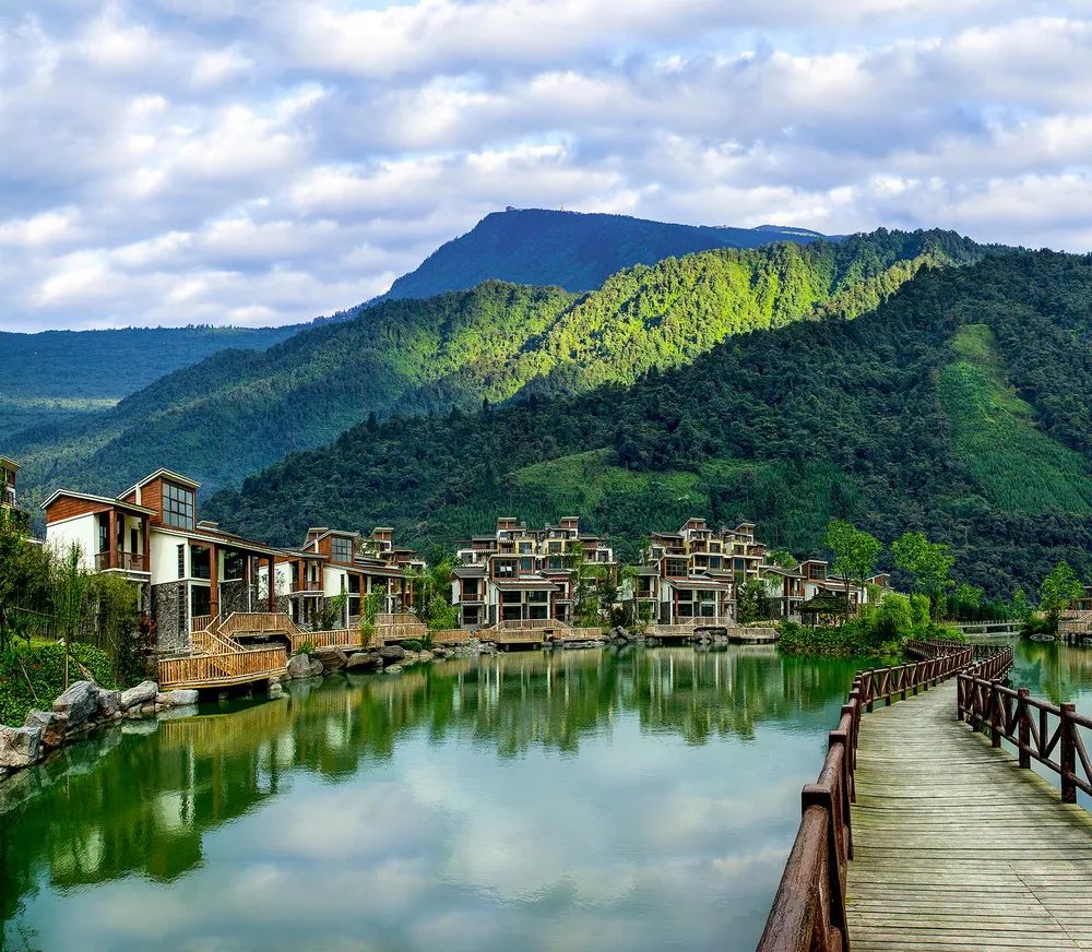 四川绝美风景酒店,四川旅游十大必去酒店推荐