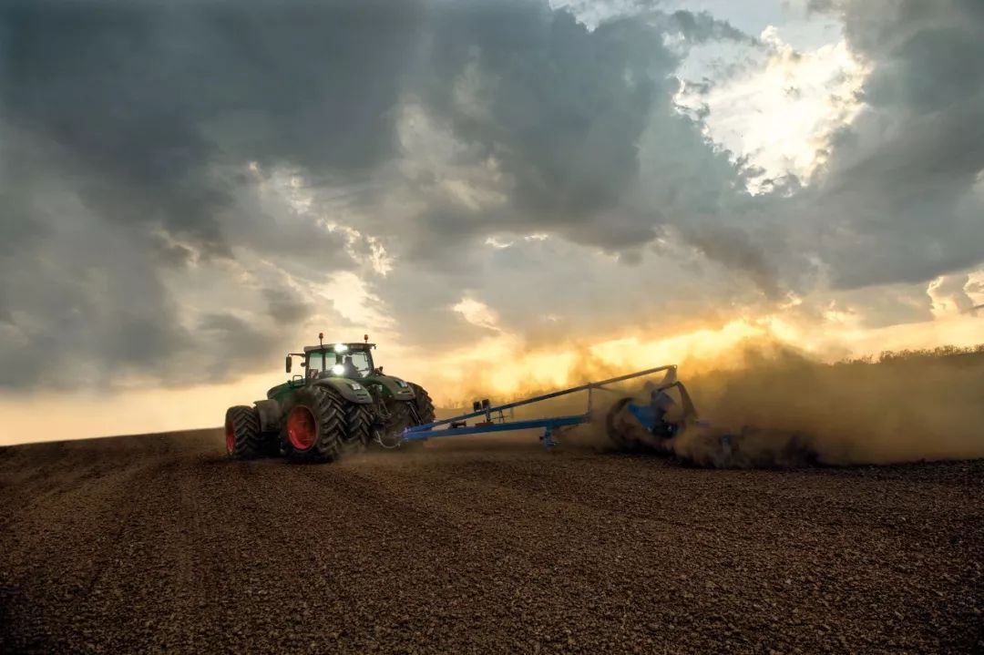 拖拉机加了汽油会有什么后果,拖拉机发动机为什么不能加防冻液