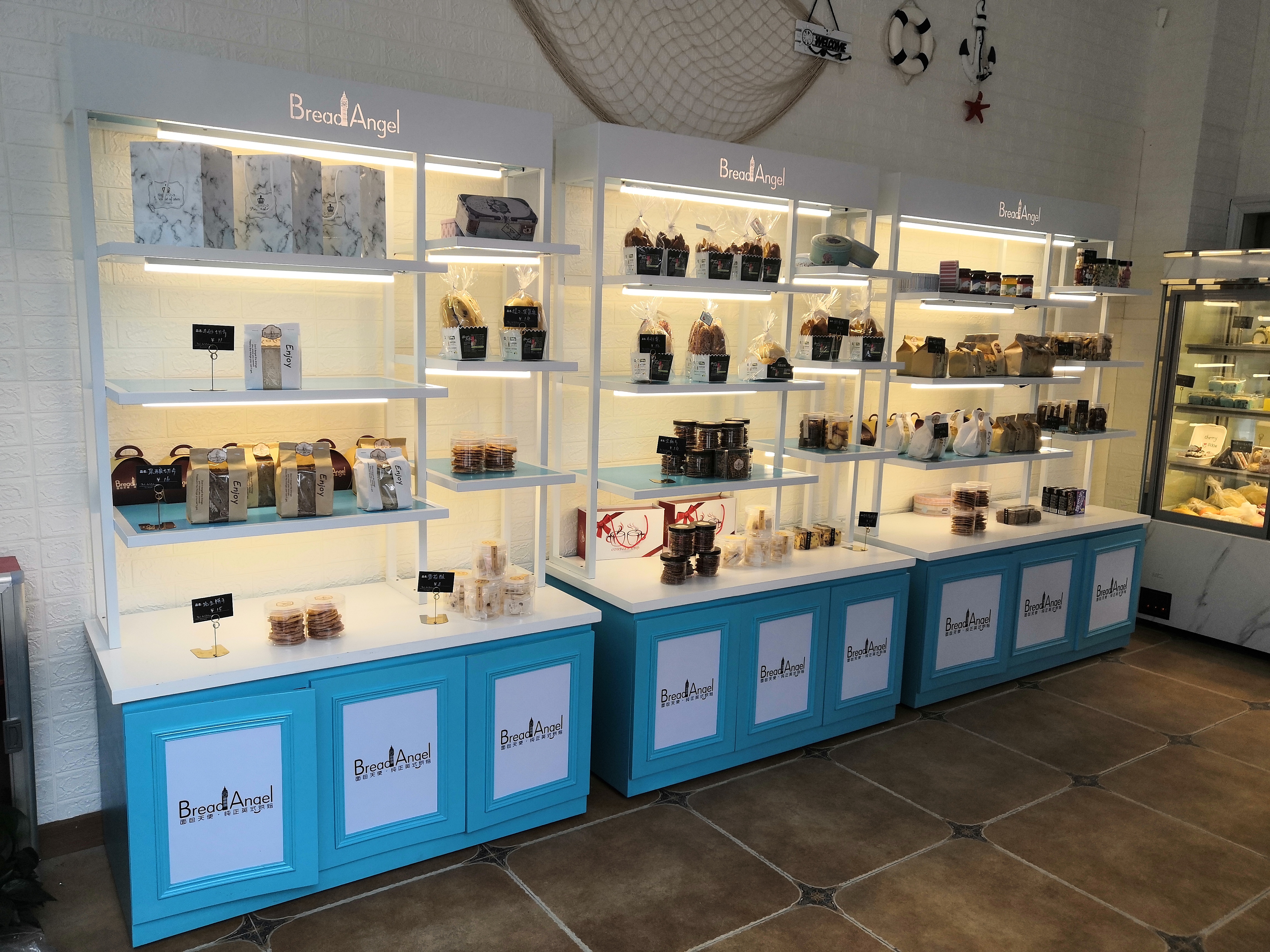 烤漆吧台烤漆展柜定做,烤漆柜多少钱一平