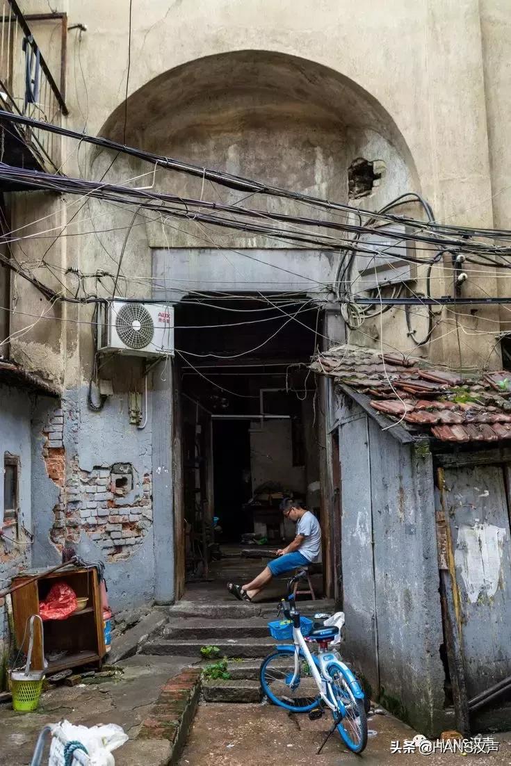 汉正街故事未完待续,汉正街人来人往