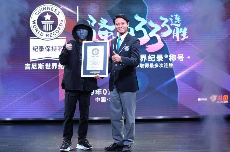 骚白王者荣耀在哪里直播,王者荣耀骚白直播大全