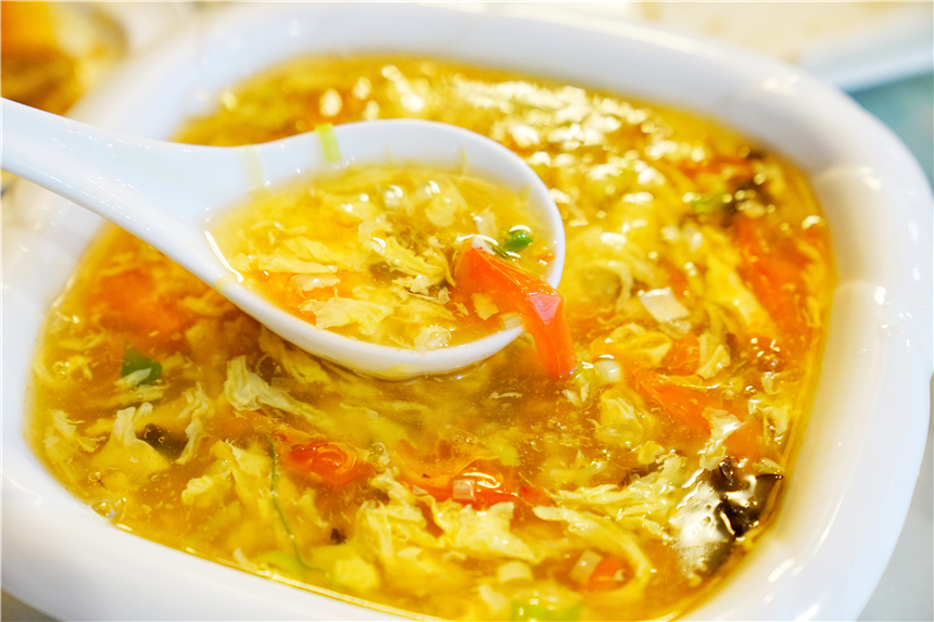 初夏河南,找寻童心,邂逅伏羲山的斜阳,一颗心萌化在云上牧场