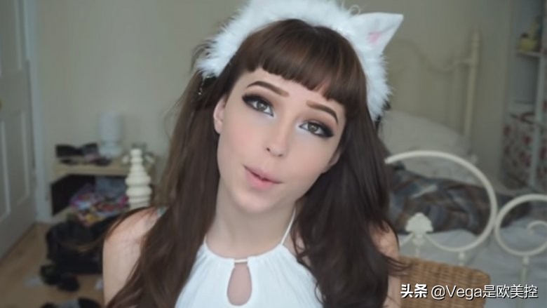 这个卖洗澡水赚钱的欧美网红少女散发着一股恶臭