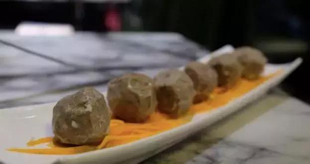 比用神仙水更具美颜效果的，居然是一碗不需代购的花胶鸡汤！