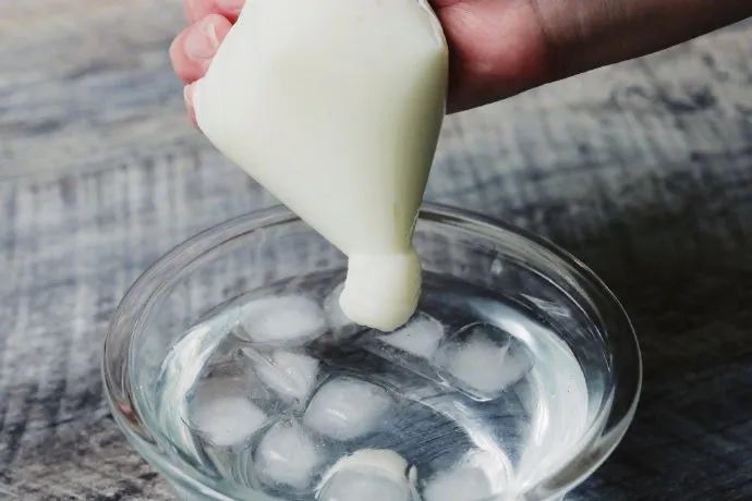 我研究了近20年的泡妹教程|冷段子1404去年今日1094