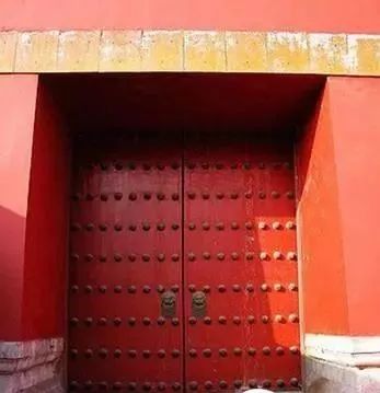 紫禁城所有大门的门钉数量,紫禁城的门有多少钉子