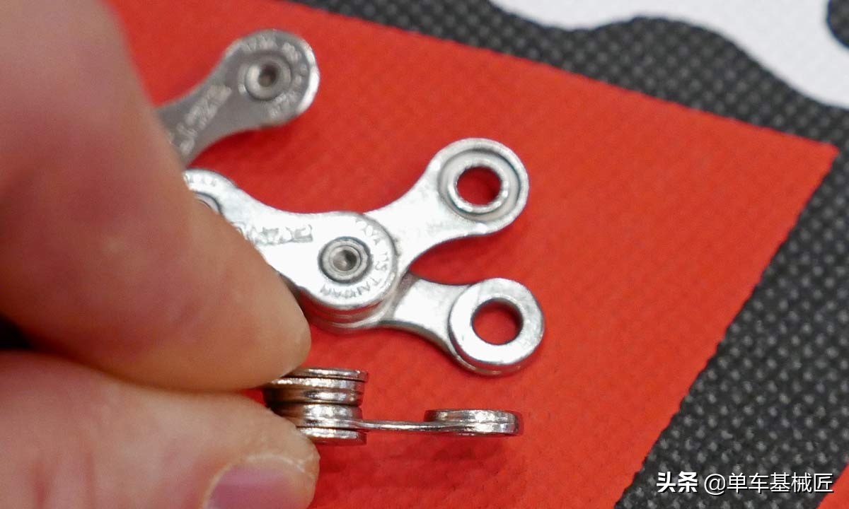 这种无滚子链条再次用事实证明了不是所有改进都是好的设计