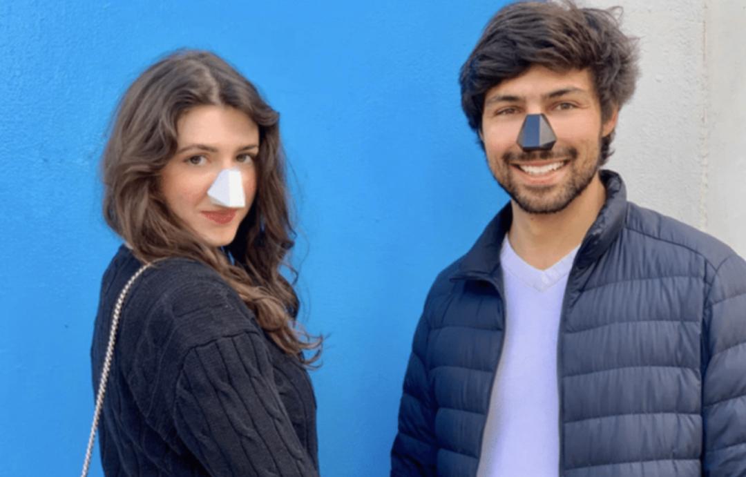 颠覆三观！外挂鹰钩鼻出街，英国人的脑洞真服了…这也叫口罩？