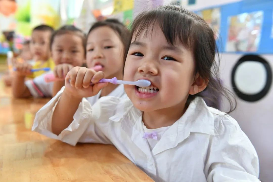 在北京换一口牙,北京换一口假牙大概多少钱