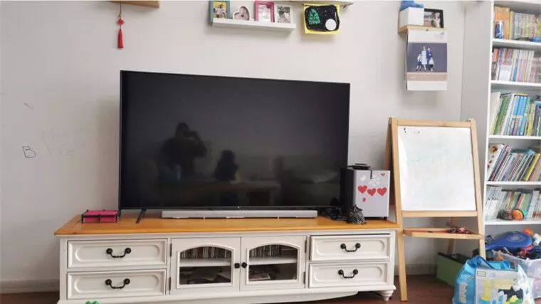 电视背景墙电视怎么穿电源线,电视墙没有预留电视线怎么处理