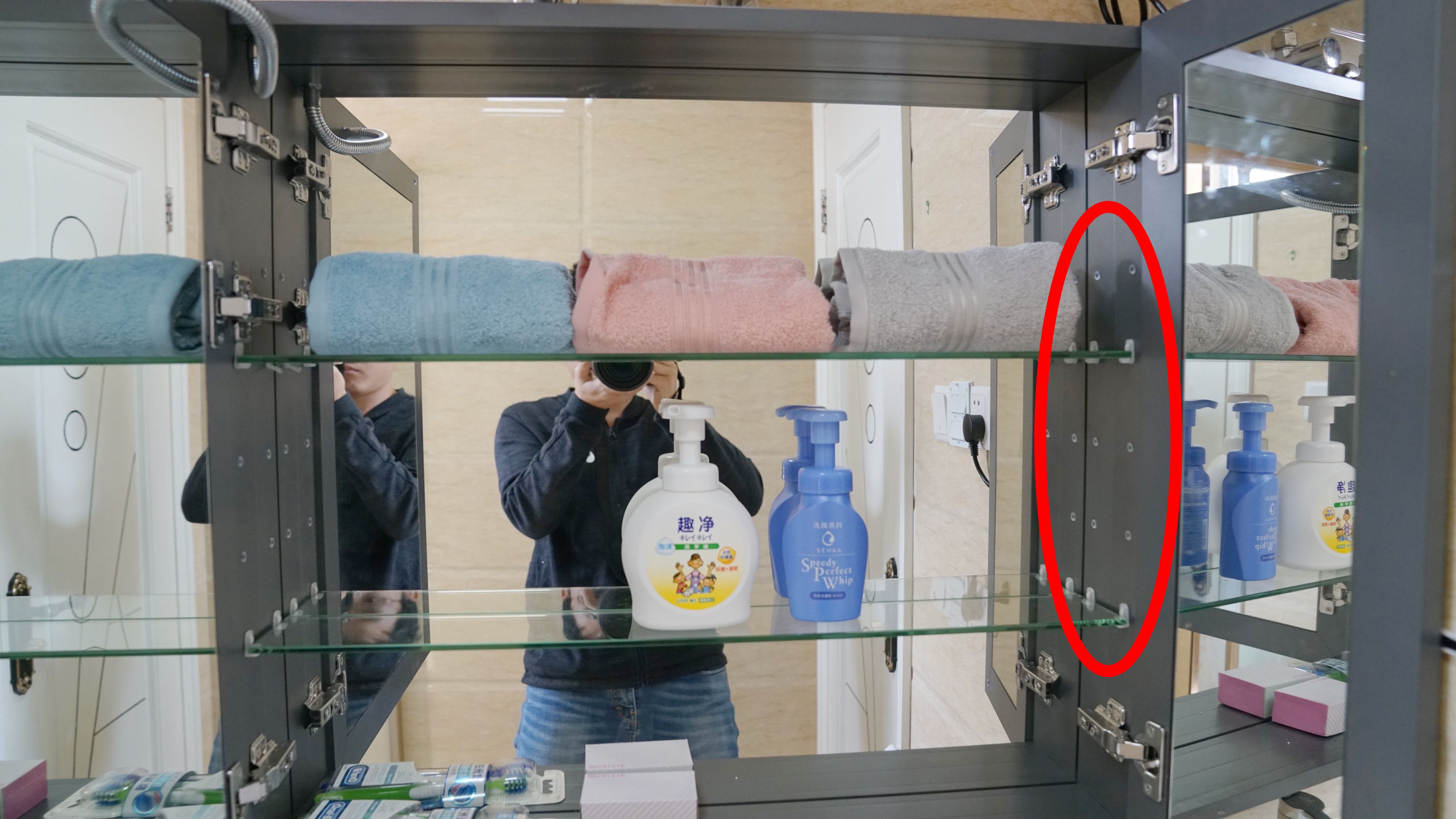 智能镜柜和普通镜柜哪个更实用,镜柜能换智能镜吗