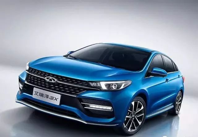 12万买紧凑家轿这几款好开又省油,2022款最省油的紧凑型suv10万内落地