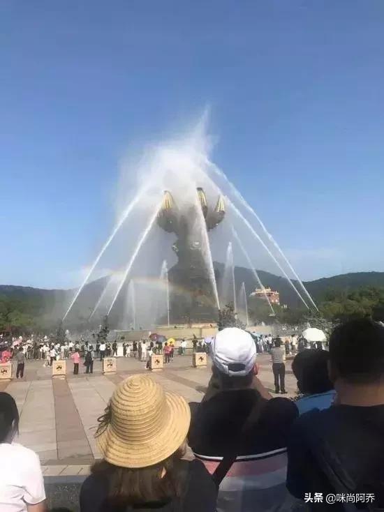 给你70万,拿一百万没有手机你愿意吗