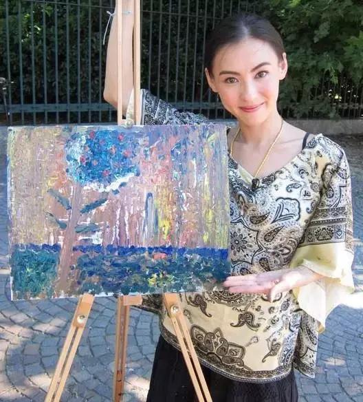 张柏芝多少岁离婚,张柏芝离婚多少岁