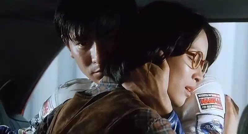 与郑伊健相恋3年,47岁嫁给郑伊健的女人