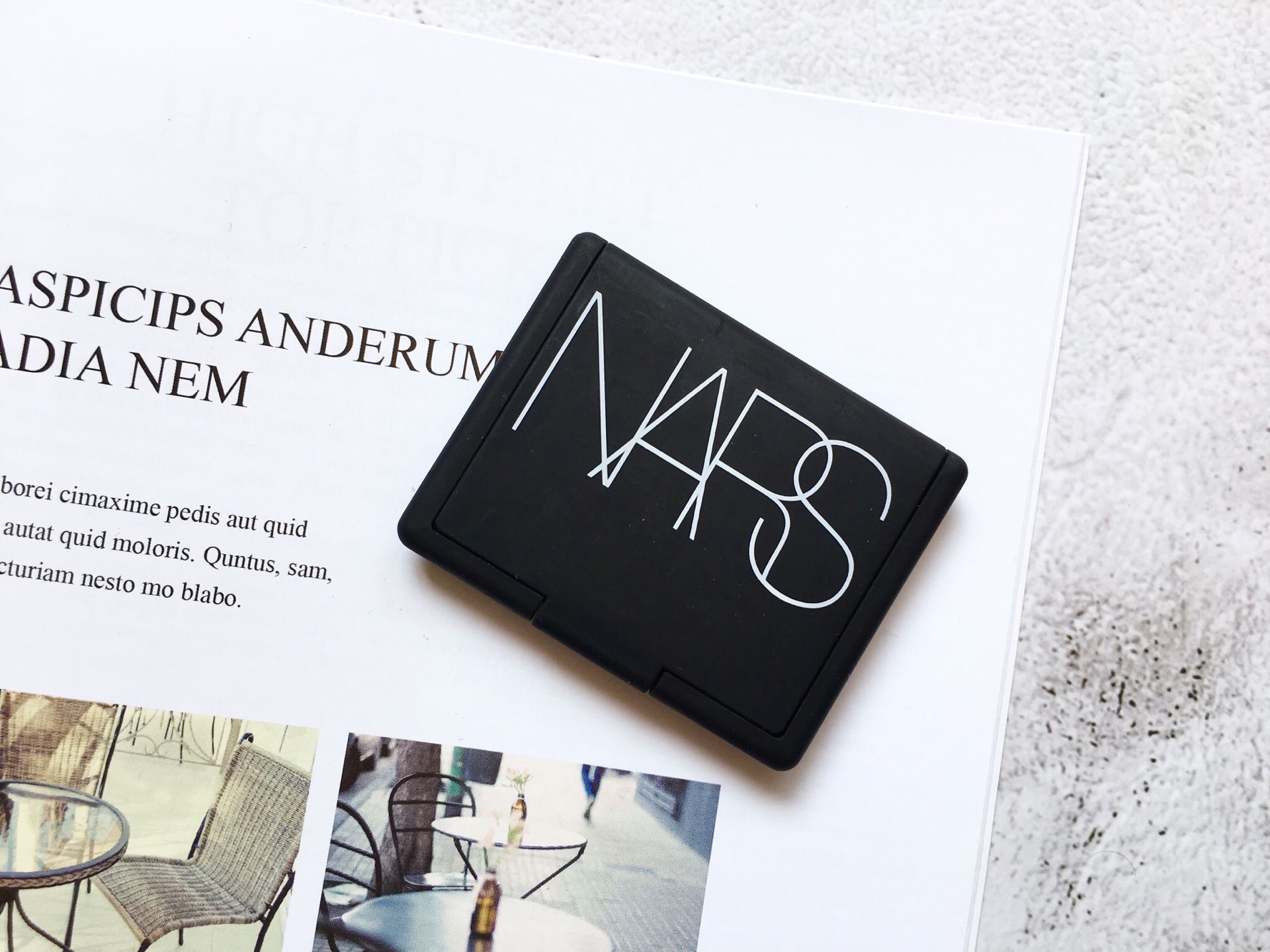 出门旅行必备化妆包,出门旅行的化妆包都带了什么