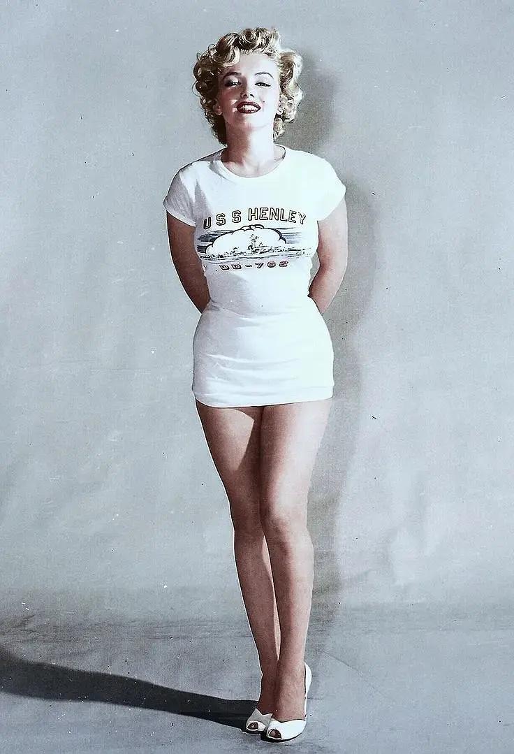 2020，M码女生正在消失