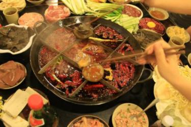 火锅冒菜串串麻辣烫的异同在哪里,火锅串串冒菜麻辣烫四者有何区别