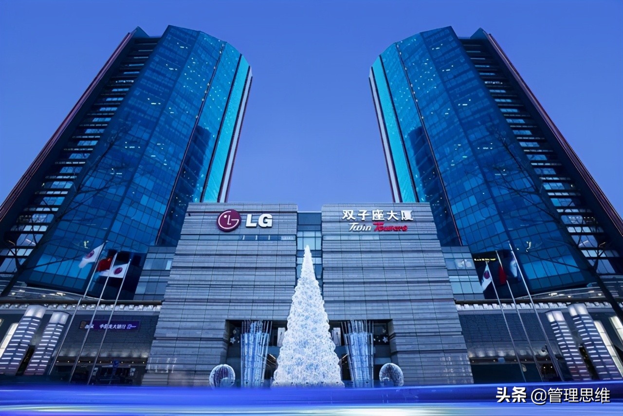 老百姓卖房不稀奇,换成苏宁怎么就不行了?