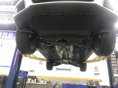 10万买辆8年的大众途观值不值?网友:8年的车,这车况!