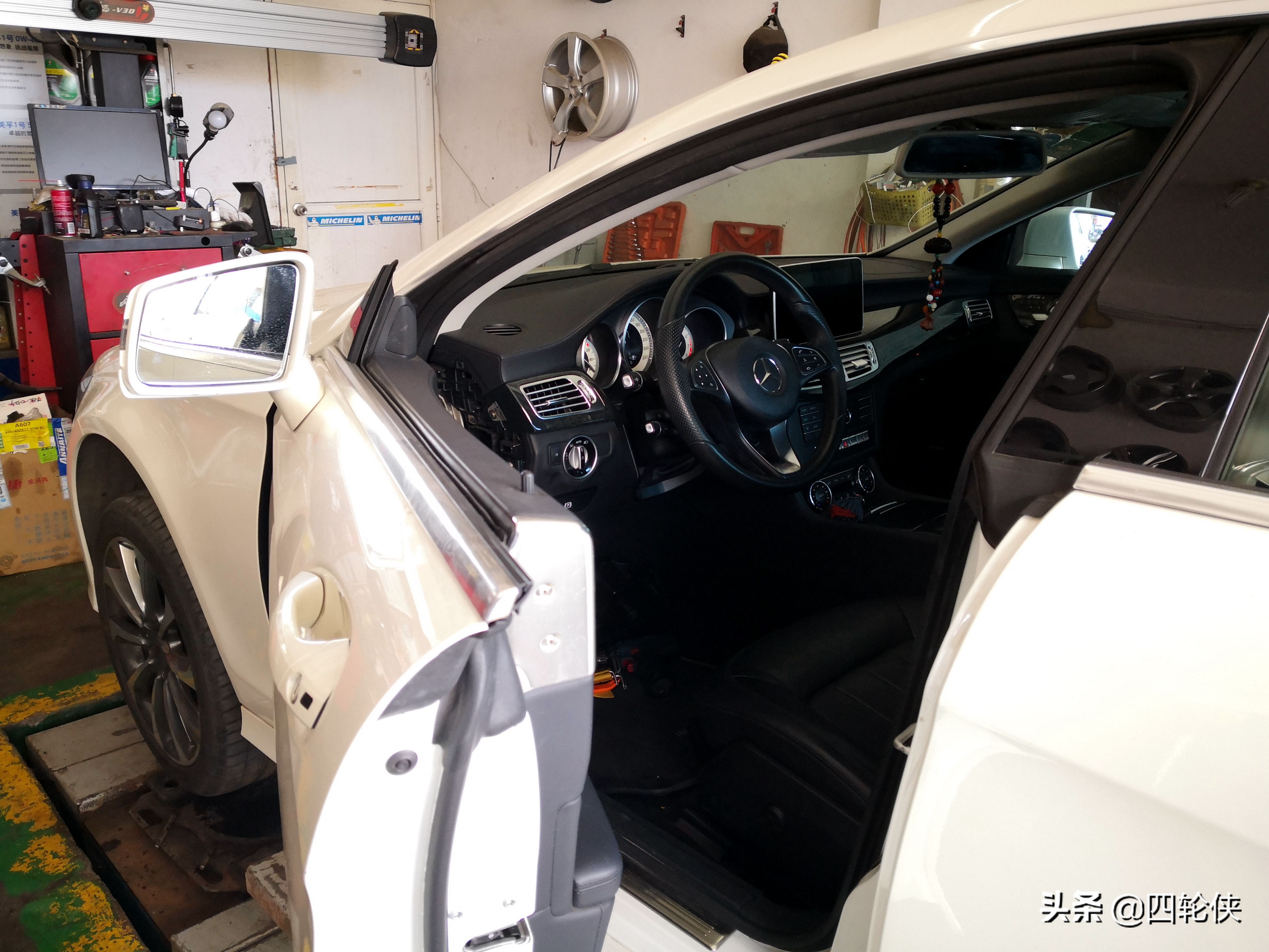 奔驰手刹维修注意事项,奔驰手刹不复位怎么解决