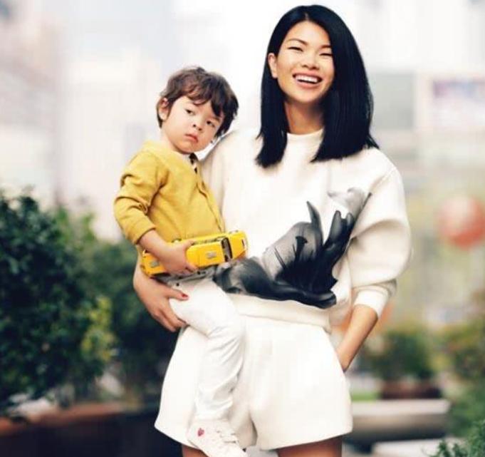 吕燕亚洲第一超模,模特丑小鸭吕燕