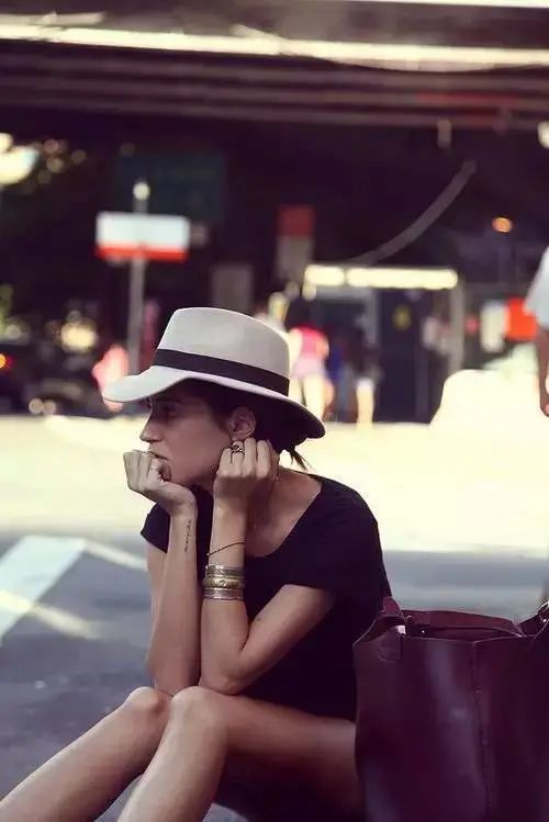 为什么爱旅行的女人最好,爱旅行的女生是怎么样的