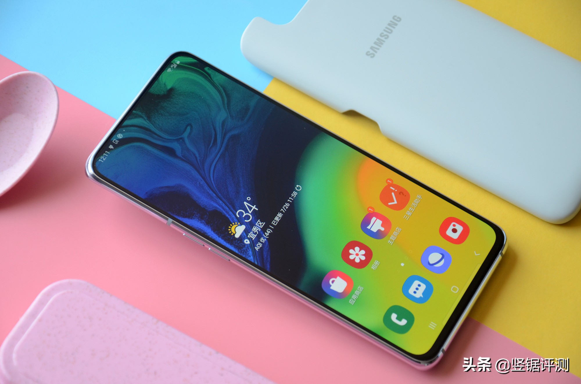 三星A80深度评测,6.7英寸全面屏,旋转摄像头设计