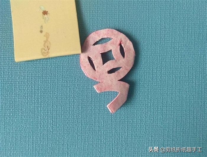 剪纸铜钱教程简单又漂亮,古钱剪纸教程视频