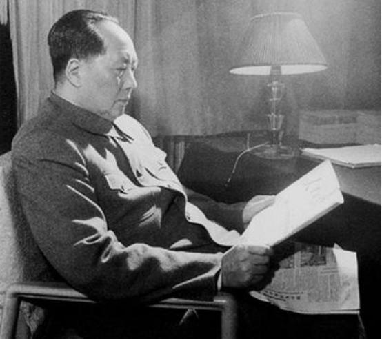 毛*东泽**卫士长李银桥，相伴15年分别，主席说：你比我的孩子还亲