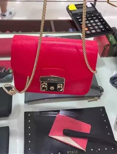 买包狂魔都有哪些,分享最近种草的六只轻奢包包