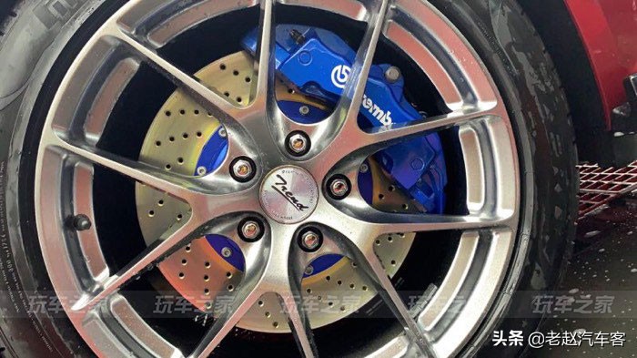 新君威贴黑武士,新君威艾维亚黑武士